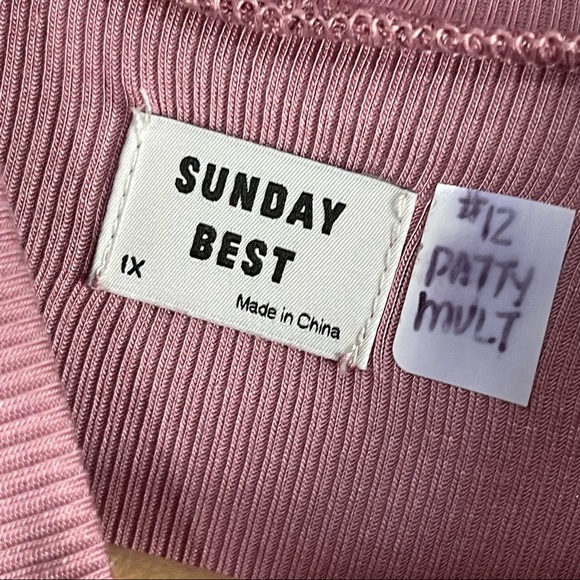 ARITZIA SUNDAY BEST Freshman Ribbed Turtleneck Dusty Rose Pink - Picture 9 of 9